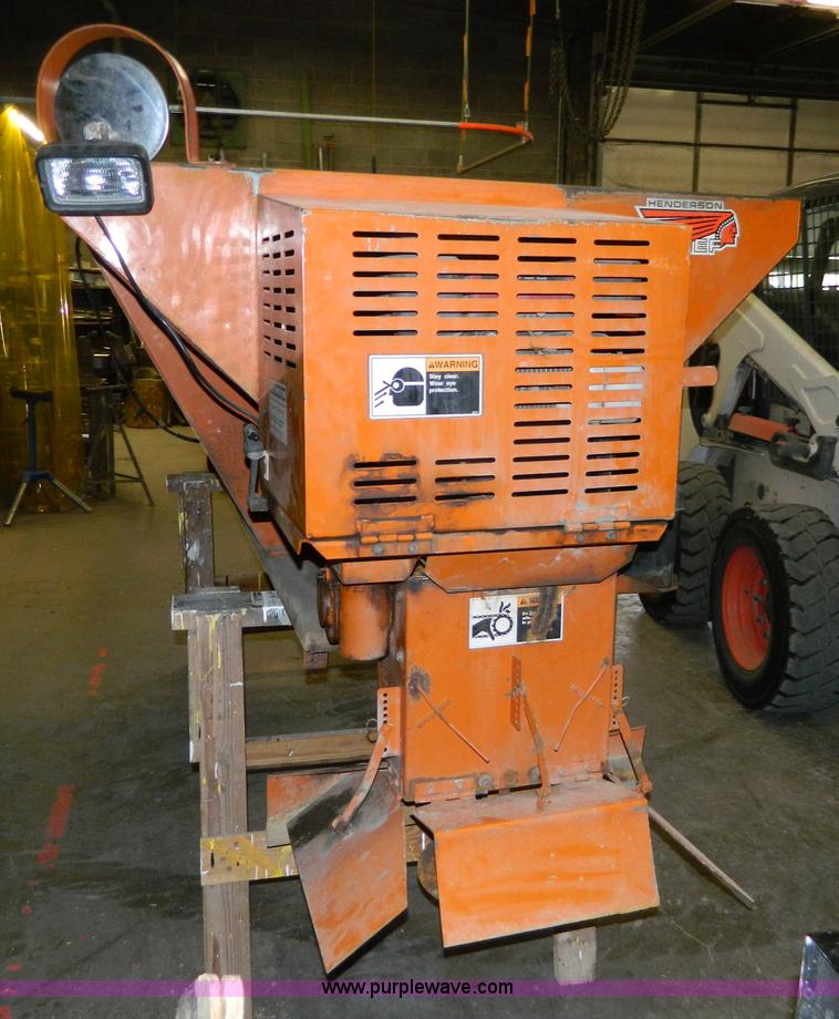 Henderson Chief FSP7 salt/sand spreader in Hays, KS Item BT9786 sold Purple Wave