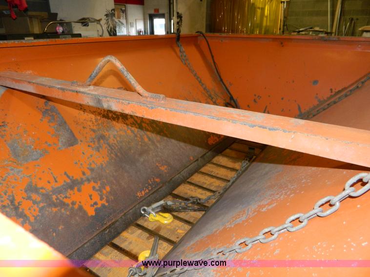 image for item BT9786 Henderson Chief FSP7 salt/sand spreader