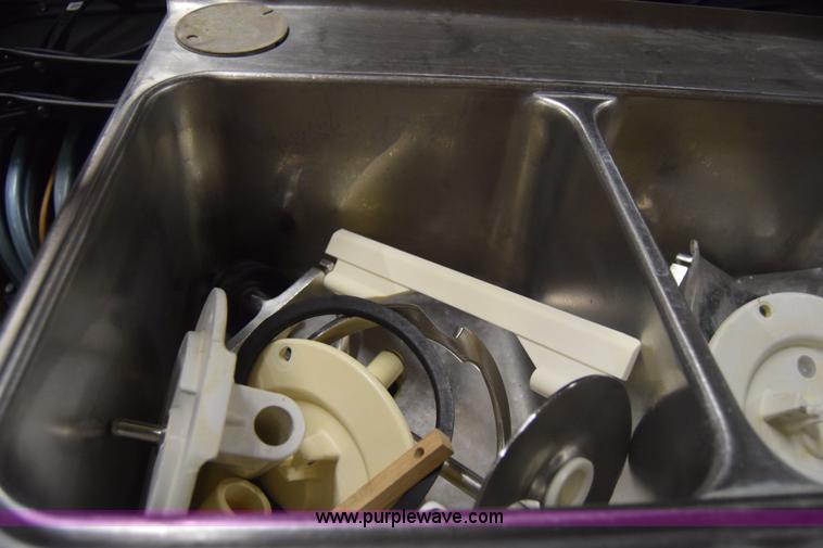 image for item BX9516 Sweden ice cream machine