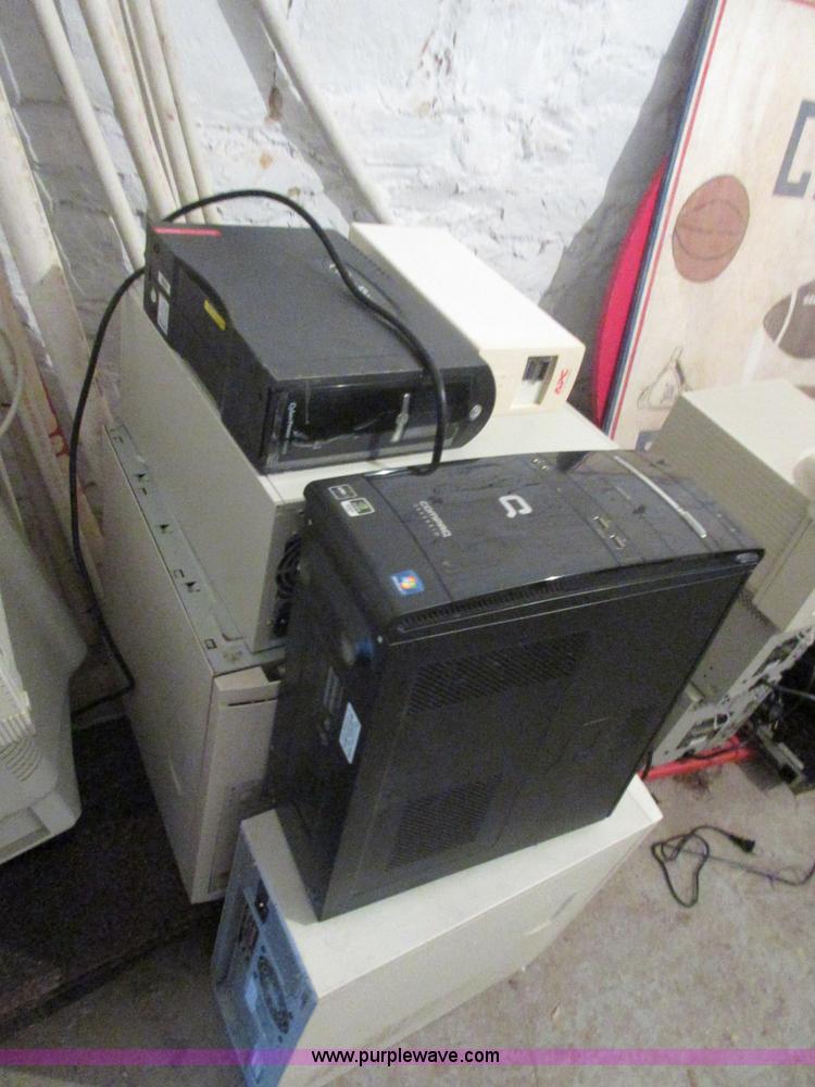 image for item I1811 Assorted items