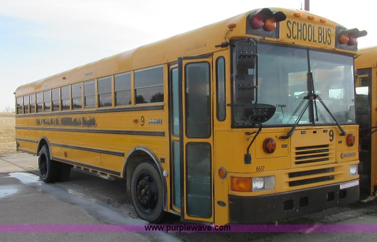 image for item I1812 2000 International Genesis school bus