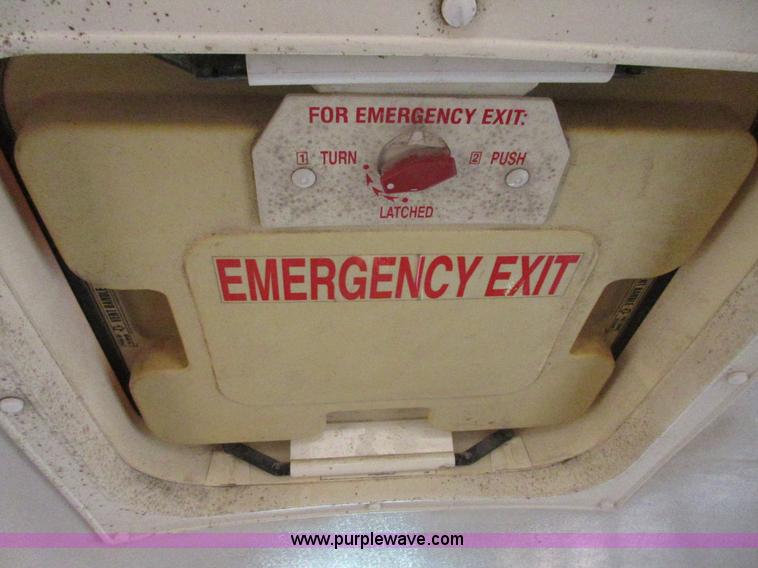 image for item I1812 2000 International Genesis school bus