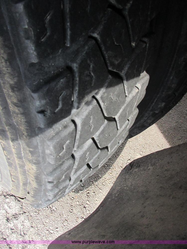 image for item I1813 2001 Blue Bird TC2000 school bus