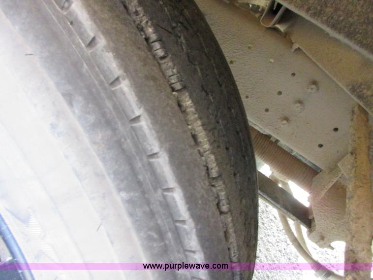 image for item I1813 2001 Blue Bird TC2000 school bus