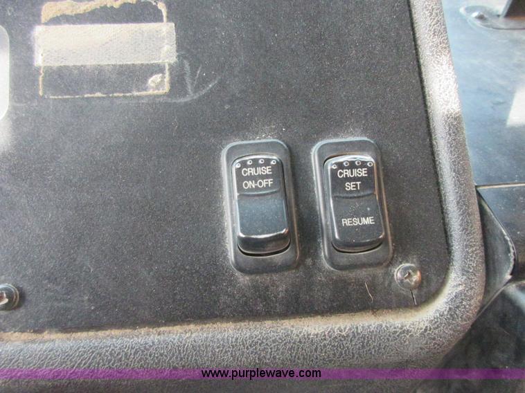 image for item I1813 2001 Blue Bird TC2000 school bus