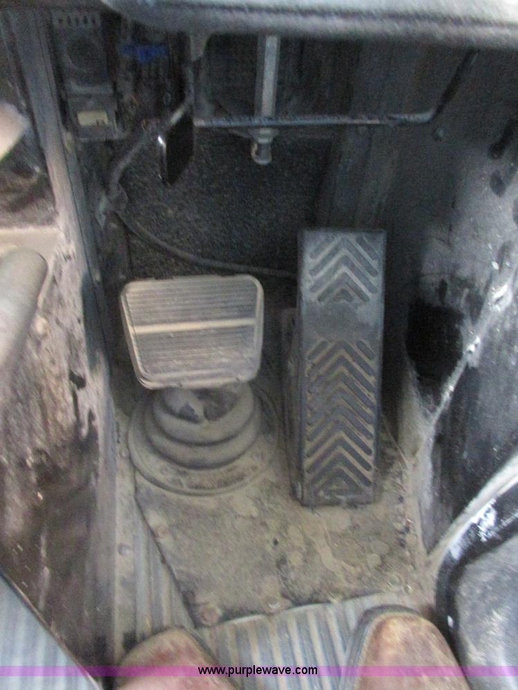 image for item I1813 2001 Blue Bird TC2000 school bus