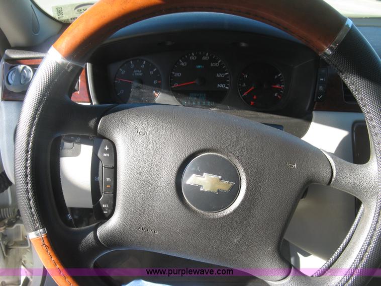 image for item J2963 2007 Chevrolet Impala LS