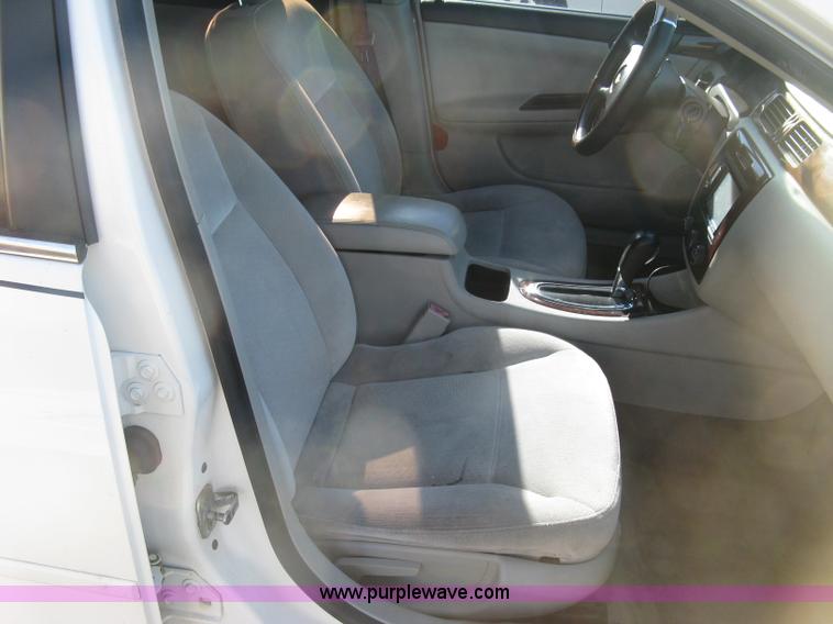 image for item J2963 2007 Chevrolet Impala LS