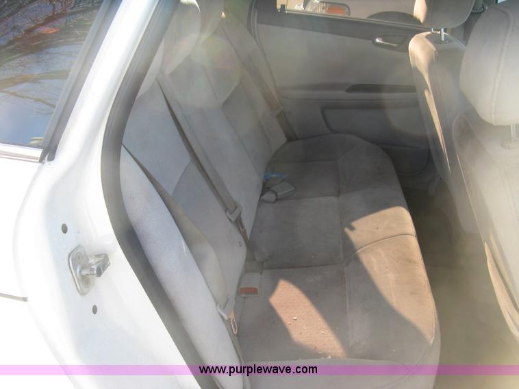 image for item J2963 2007 Chevrolet Impala LS