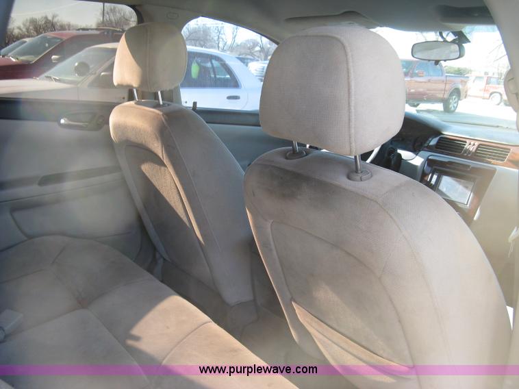 image for item J2963 2007 Chevrolet Impala LS