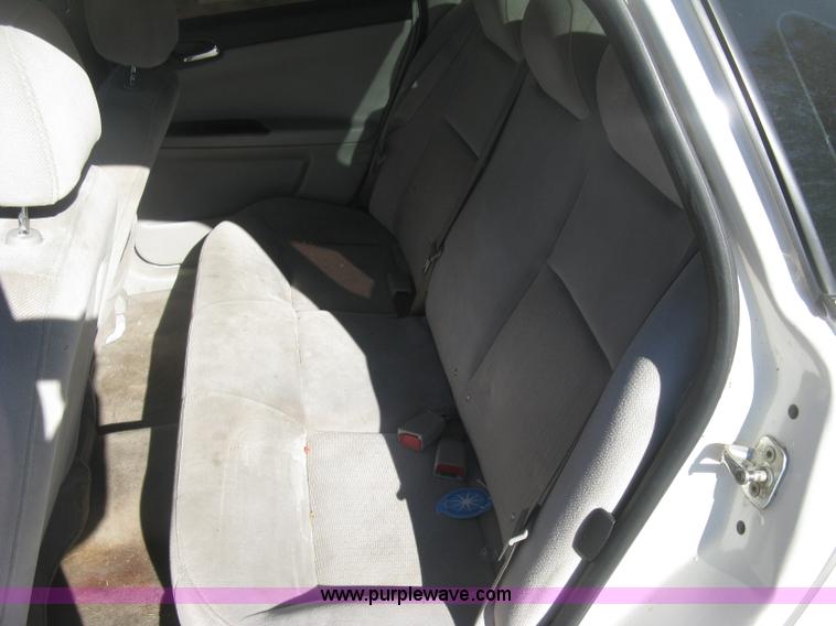 image for item J2963 2007 Chevrolet Impala LS