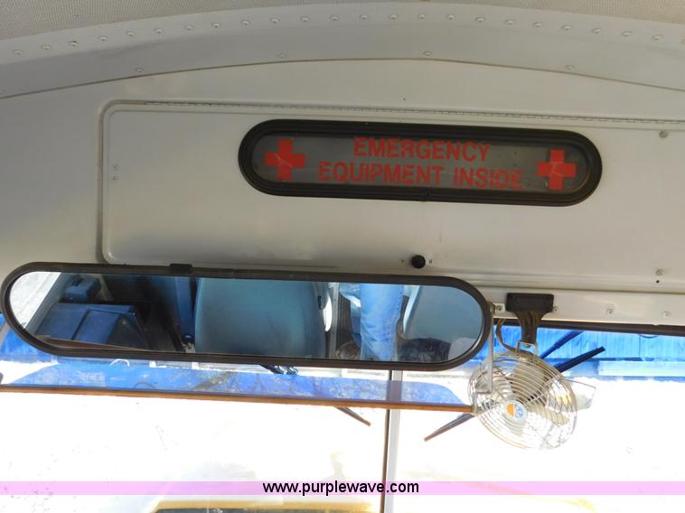 image for item J7413 1997 International 3800 school bus