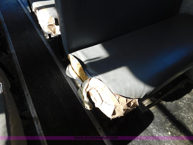 image for item J7413 1997 International 3800 school bus