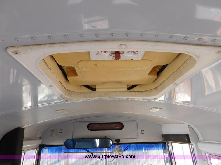 image for item J7413 1997 International 3800 school bus