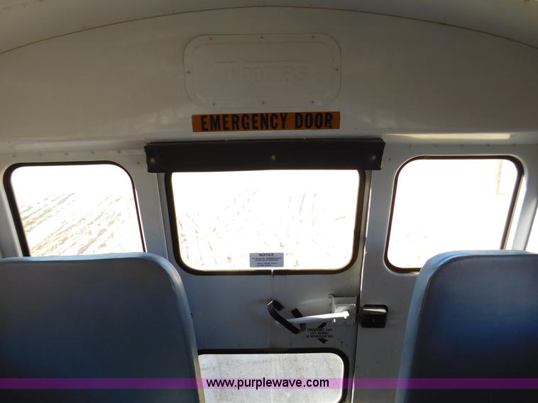 image for item J7413 1997 International 3800 school bus