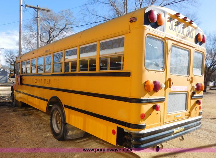 image for item J7414 1998 International 3800 school bus