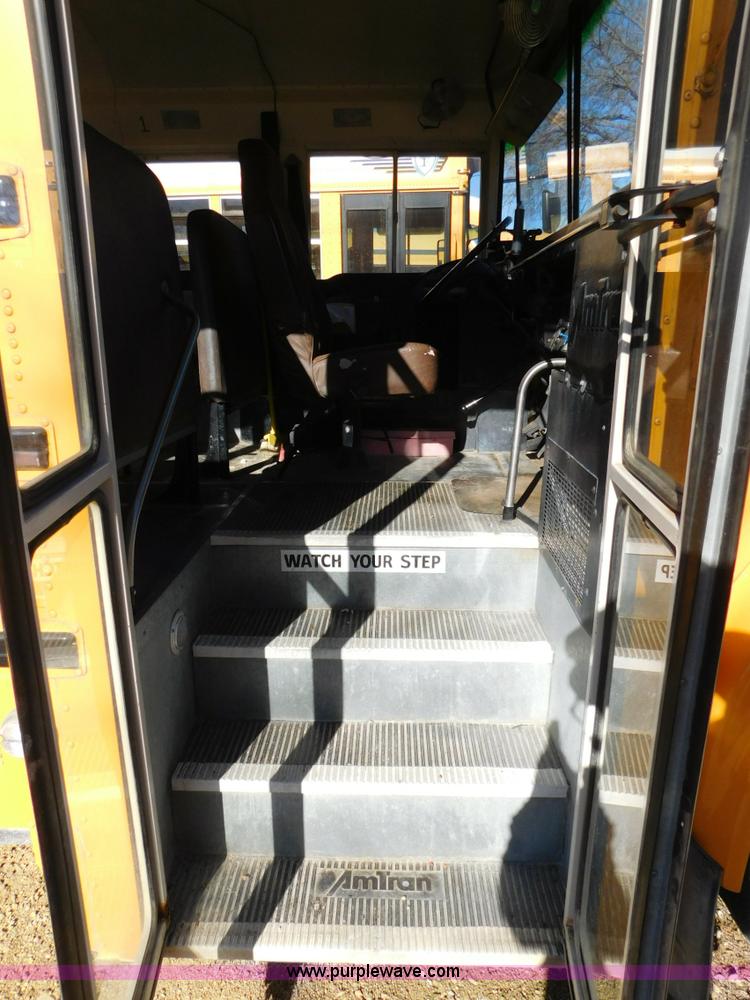 image for item J7414 1998 International 3800 school bus