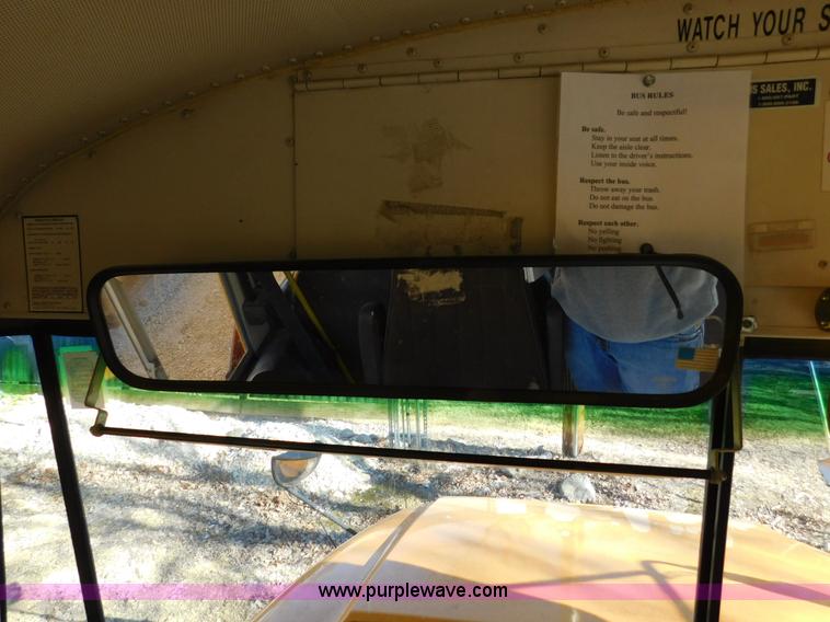 image for item J7414 1998 International 3800 school bus