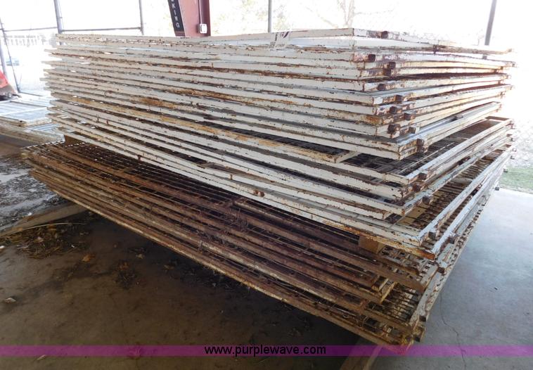 image for item J7420 (32) horse panels