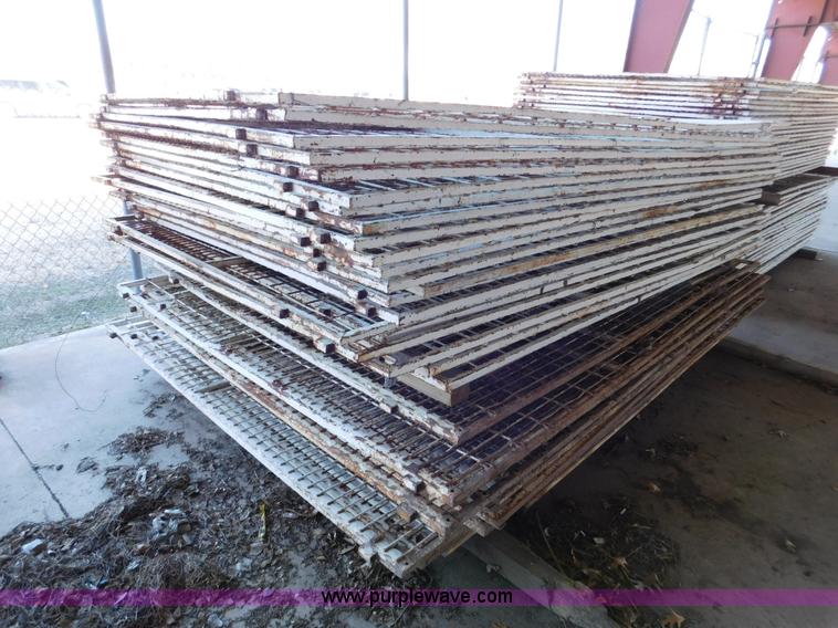 image for item J7420 (32) horse panels