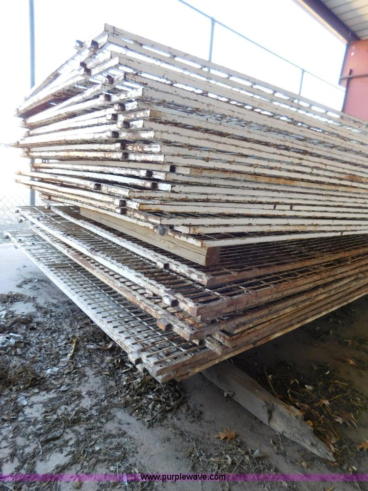 image for item J7420 (32) horse panels