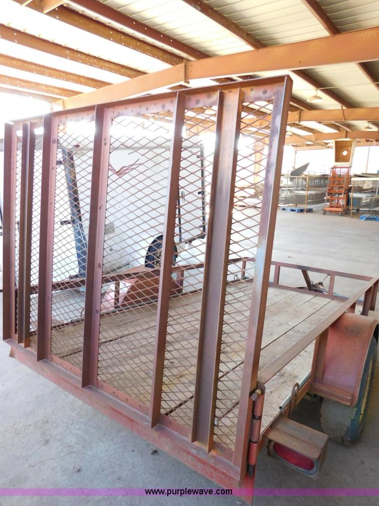 image for item J7422 1999 Flatbed trailer