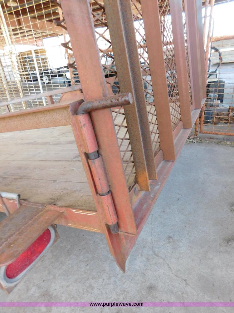 image for item J7422 1999 Flatbed trailer