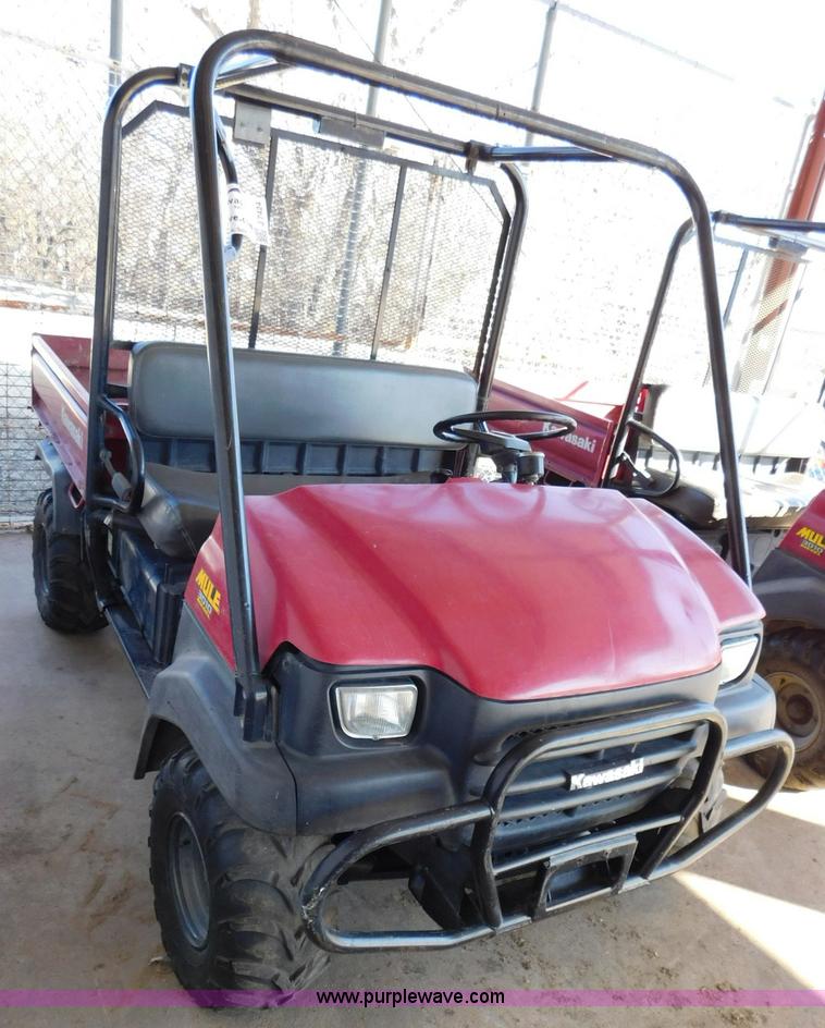 image for item J7424 2003 Kawasaki Mule 3010 utility vehicle