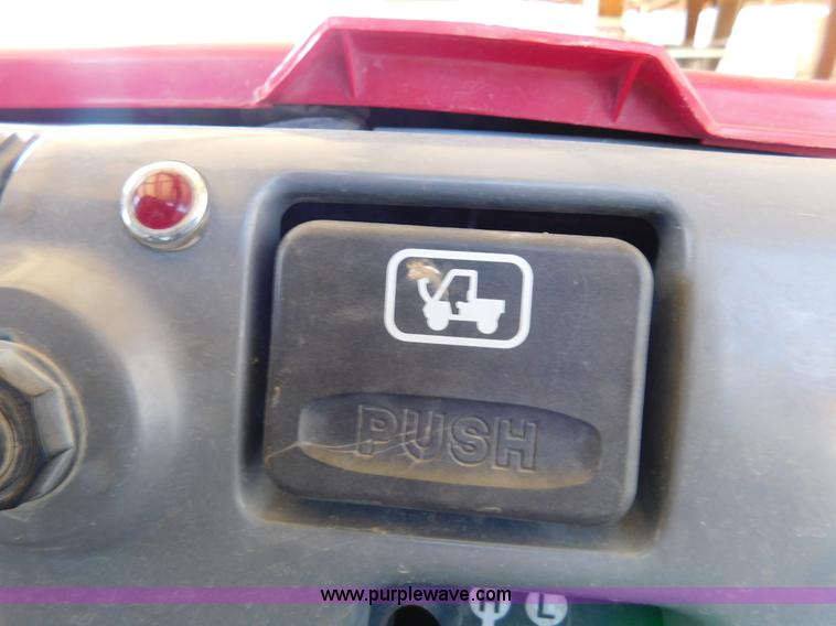 image for item J7424 2003 Kawasaki Mule 3010 utility vehicle