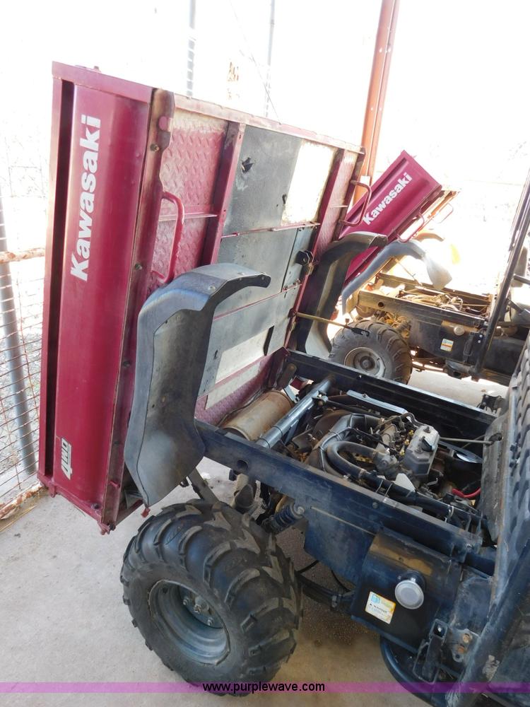 image for item J7424 2003 Kawasaki Mule 3010 utility vehicle