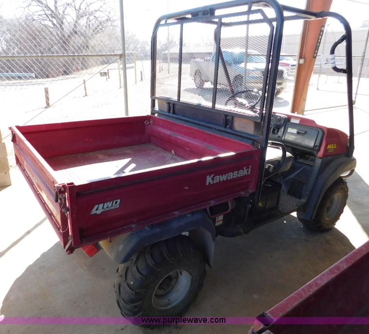 image for item J7425 2005 Kawasaki Mule 3010 utility vehicle