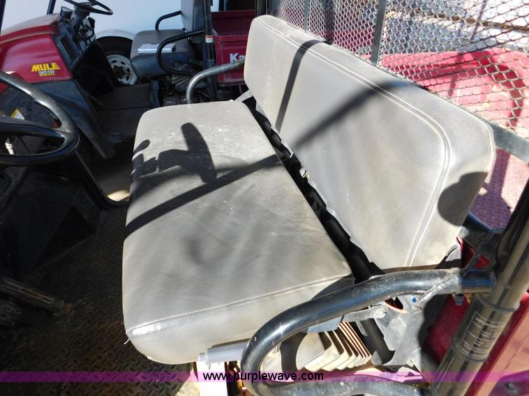 image for item J7425 2005 Kawasaki Mule 3010 utility vehicle