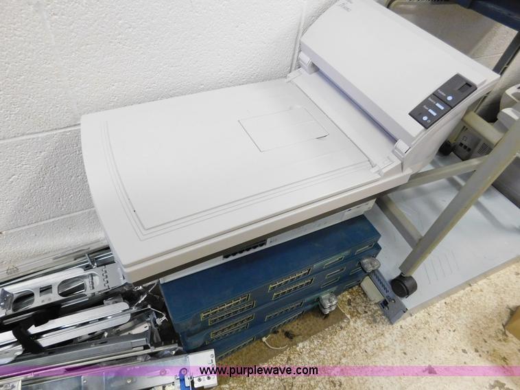 image for item J7430 Assorted items