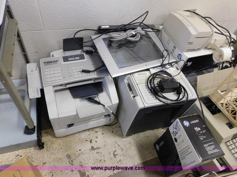 image for item J7430 Assorted items