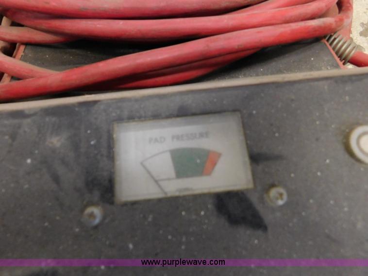 image for item J7450 Assorted floor buffers