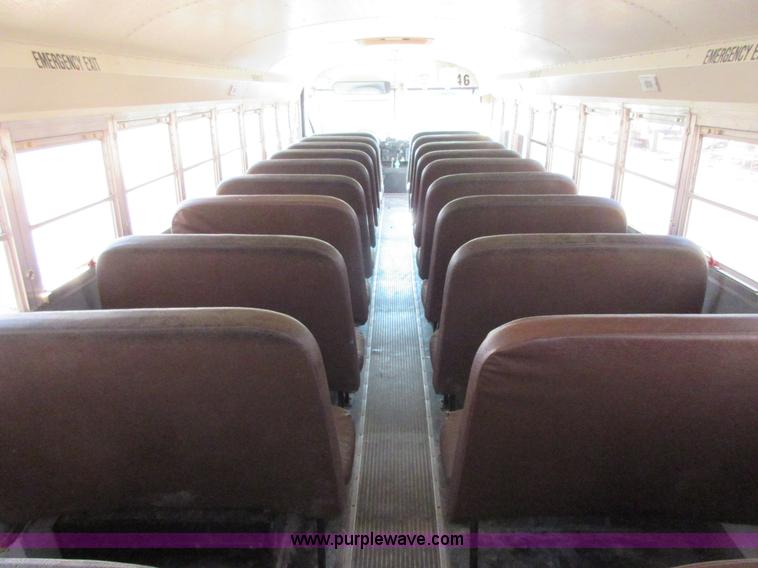 image for item J7663 1998 International 3800 school bus