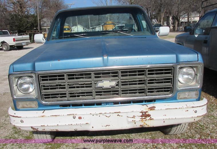 image for item J7664 1977 Chevrolet 2500 pickup truck