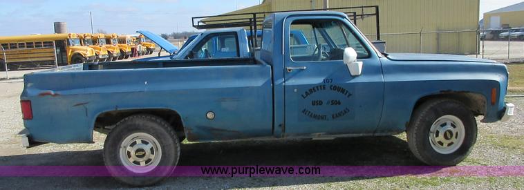 image for item J7664 1977 Chevrolet 2500 pickup truck