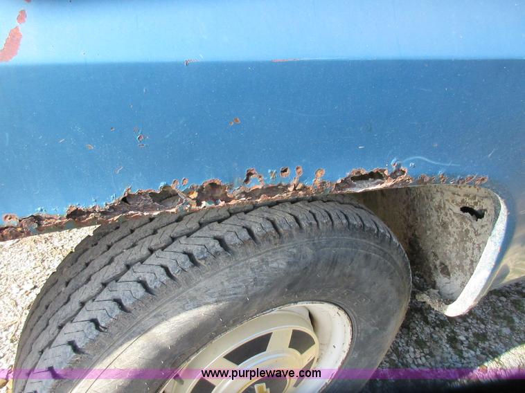 image for item J7664 1977 Chevrolet 2500 pickup truck