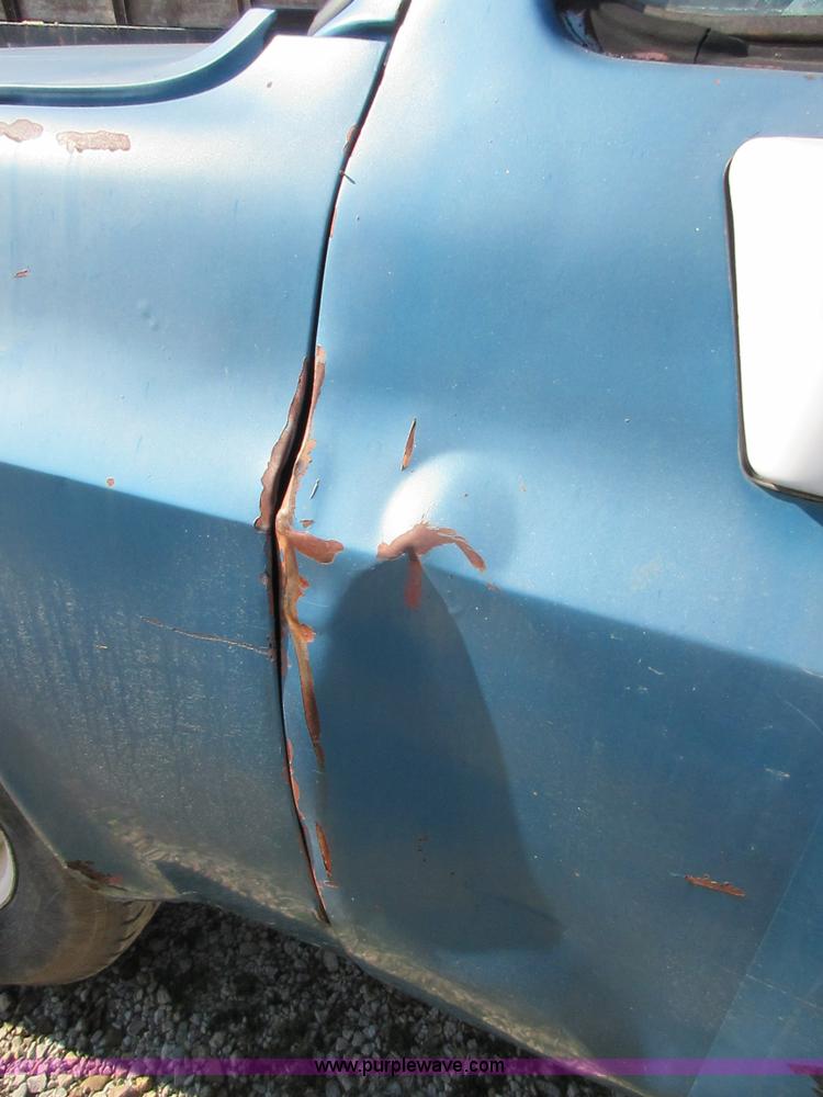 image for item J7664 1977 Chevrolet 2500 pickup truck