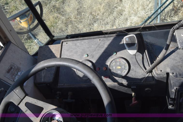 image for item L1119 1993 Blue Bird TC2000 school bus