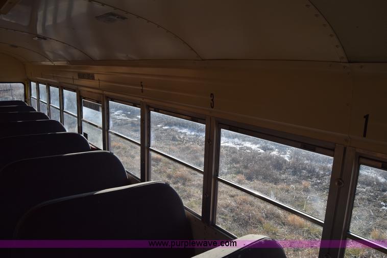 image for item L1119 1993 Blue Bird TC2000 school bus