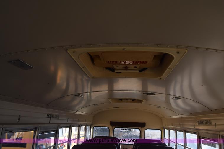 image for item L1119 1993 Blue Bird TC2000 school bus