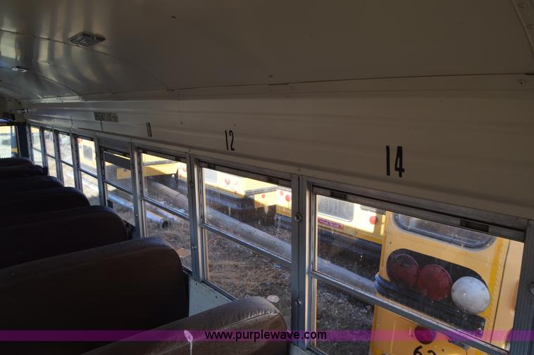 image for item L1119 1993 Blue Bird TC2000 school bus