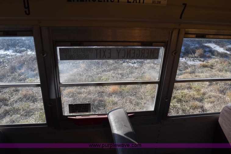 image for item L1119 1993 Blue Bird TC2000 school bus