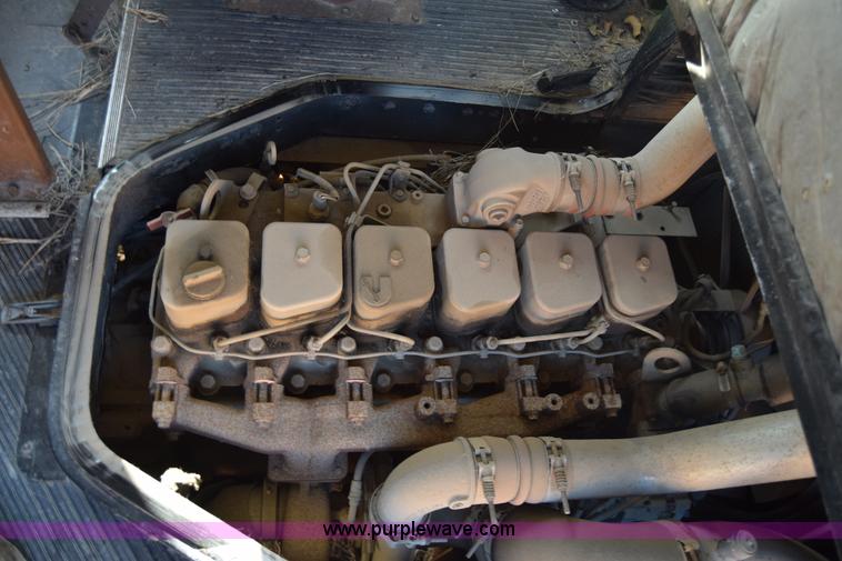 image for item L1119 1993 Blue Bird TC2000 school bus