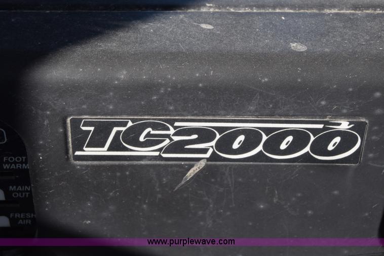 image for item L1119 1993 Blue Bird TC2000 school bus