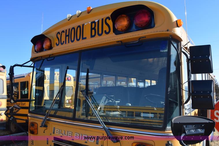 image for item L1119 1993 Blue Bird TC2000 school bus