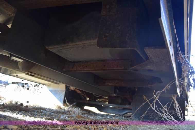 image for item L1119 1993 Blue Bird TC2000 school bus