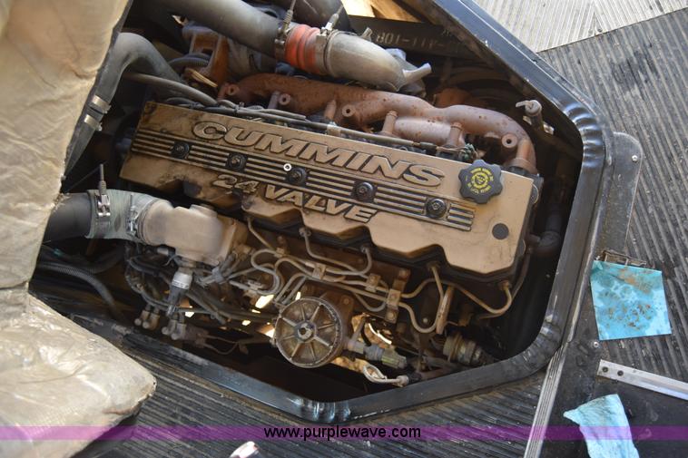 image for item L1122 2002 Blue Bird TC2000 school bus